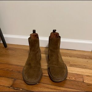 Frye Suede Mens Chelsea Boot 9.5